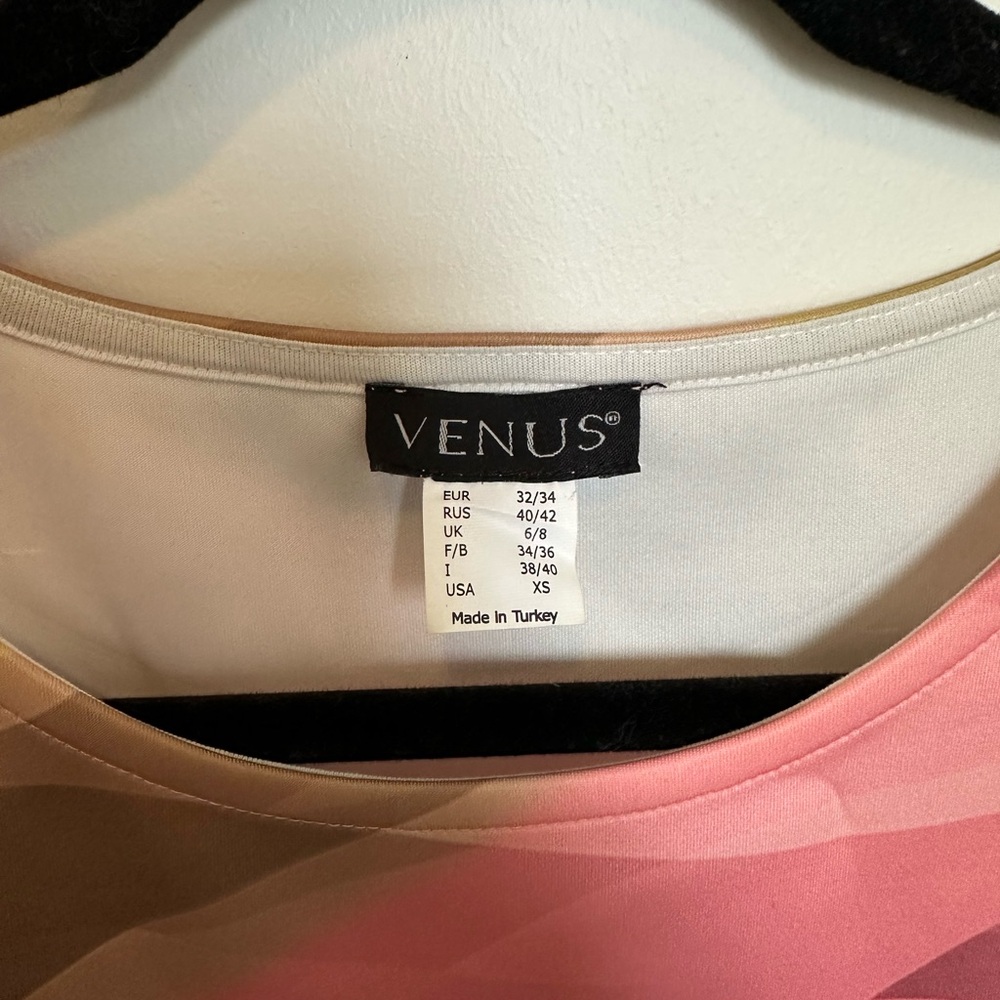 VENUS Colorful Wave Pattern Mini Dress - Picture 2 of 3
